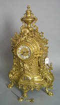 Gilt bronze mantle clock