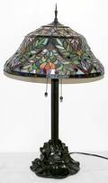 042327 LEADED GLASS  BRONZE TABLE LAMP H 31