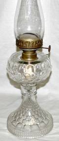 070366 AMERICAN GLASS KEROSENE OIL LAMP HONEYCOMB