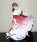 051395 ROYAL DOULTON FIGURE MY BEST FRIEND