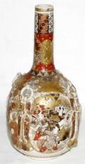 032278 SATSUMA PORCELAIN STICK NECK VASE H 10