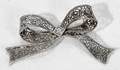 061580 14KT GOLD FILIGREE  DIAMOND BOWKNOT BROOCH