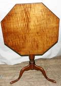 061565 WALNUT TILTTOP TABLE C 1940 H 25
