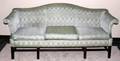 021560 CHIPPENDALE STYLE MAHOGANY SOFA L 78