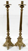 041668 ECCLESIASTICAL STYLE BRASS METAL CANDLESTICKS