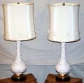 041662 WHITE CERAMIC TABLE LAMPS 2 H 40