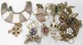 040573 GROUPING OF COSTUME JEWELRY 18 PCS