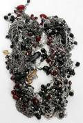 020562 COSTUME JEWELRY GROUPING OF NECKLACES 33 PCS