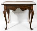 081136 QUEEN ANNE STYLE MAHOGANY TEA TABLE