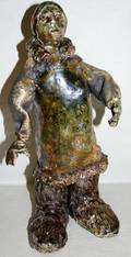 090191 MODERN ALASKAN CERAMIC FIGURE OF WOMAN H15