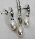 090292 14K GOLD PEARL  DIAMOND NECKLACE  EARRINGS