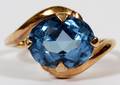 14KT YELLOW GOLD  BLUE TOPAZ RING