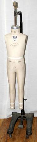 090343 WOLF MODEL DRESS FORM MANNEQUIN H52