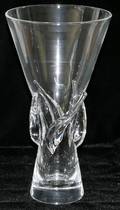 072265 STEUBEN GLASS VASE H 12