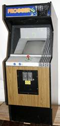 081368 FROGGER ARCADE MACHINE BY SEGA 1980C