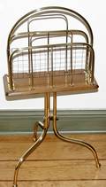 072495 ENGLISH BRASS  WOOD MAGAZINE STAND H 29