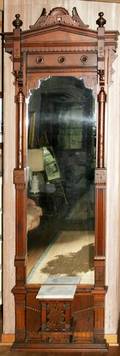 071035 VICTORIAN WALNUT PIER MIRROR H 96 W 29