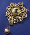 Antique 18kt Gold Sapphire and Pearl Pendant Brooch