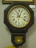 E Ingraham Molded Oak Regulator Wall Clock