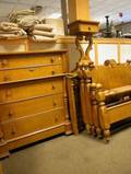 SixPiece Classicalstyle Tiger Maple Veneer and Maple Bedroom Set