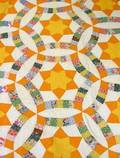 Double Wedding Ring and Star Pattern Pieced Cotton Quilt