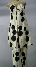Ladys Emilio Pucci Black and White Silk TwoPiece Pants Suit