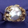 18kt Gold and Cultured Baroque Pearl Ring