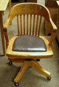 Early 20th Century Oak Swivel Desk Chair