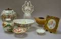 Eight Assorted Chinese Porcelain Items
