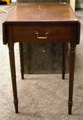 Regencystyle Mahogany Dropleaf OneDrawer Stand