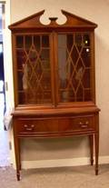 Federalstyle Mahogany Veneer Book Cabinet
