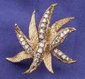 18kt Gold and Diamond Pin