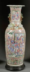 Monumental Chinese Rose Medallion Porcelain Palace Vase