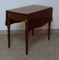 Federal Inlaid Mahogany and Mahogany Veneer Dropleaf Pembroke Table