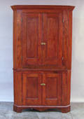 Pennsylvania red stained 2piece corner cupboard