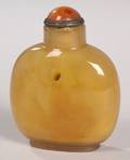 Agate Snuff Bottle