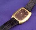 Gentlemans 18kt Gold Wristwatch Corum