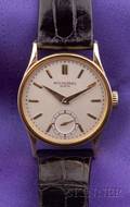 Gentlemans 18kt Gold Calatrava Wristwatch Patek Philippe