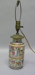 Chinese Export Porcelain Rose Medallion Vase Table Lamp