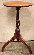 Federalstyle Mahogany Candlestand