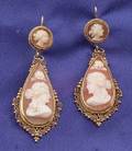 Antique 14kt Gold and Shell Cameo Earpendants