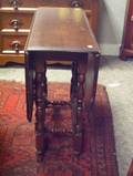 William  Mary Style Mahogany Dropleaf Gateleg Table