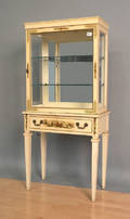 French style vitrine