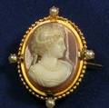 18kt Gold Hardstone Cameo Brooch