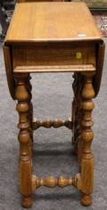 William and Mary Style Oak Dropleaf Gateleg Table