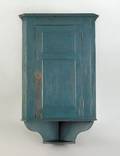 Painted pine hanging corner cupboard 20th c