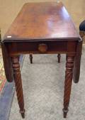 Classical Mahogany Dropleaf Table with Ropeturned Legs