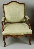 Louis XV Provincial Beechwood Fauteuil a la Reine