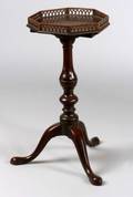 George III style Mahogany Kettle Stand