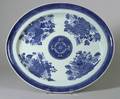 Large Oval Chinese Export Porcelain Blue Fitzhugh Platter
